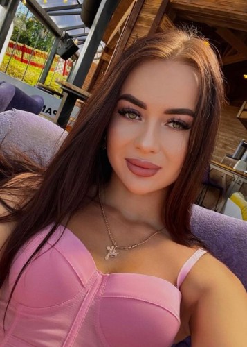 Лиза, Г. Рефтинский