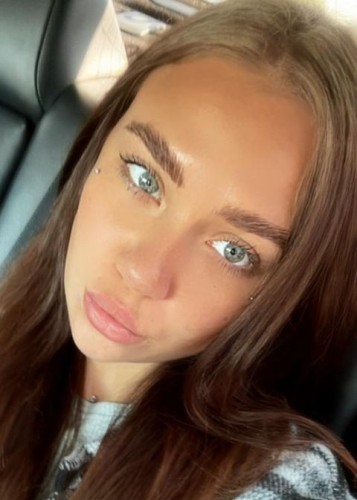 Настя, Г. Рефтинский