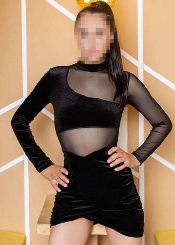 Вика, Г. Рефтинский