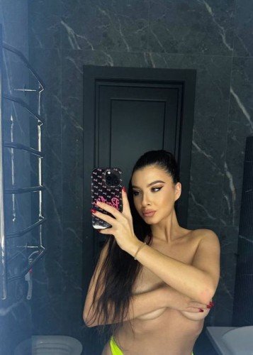 Ирина, Г. Рефтинский